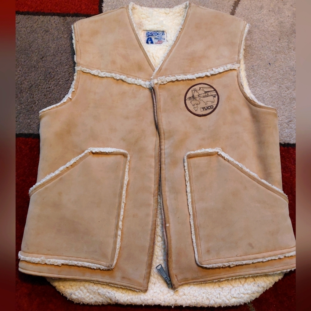 Vintage men's xl sleeveless  jacket vest Avon sportswear